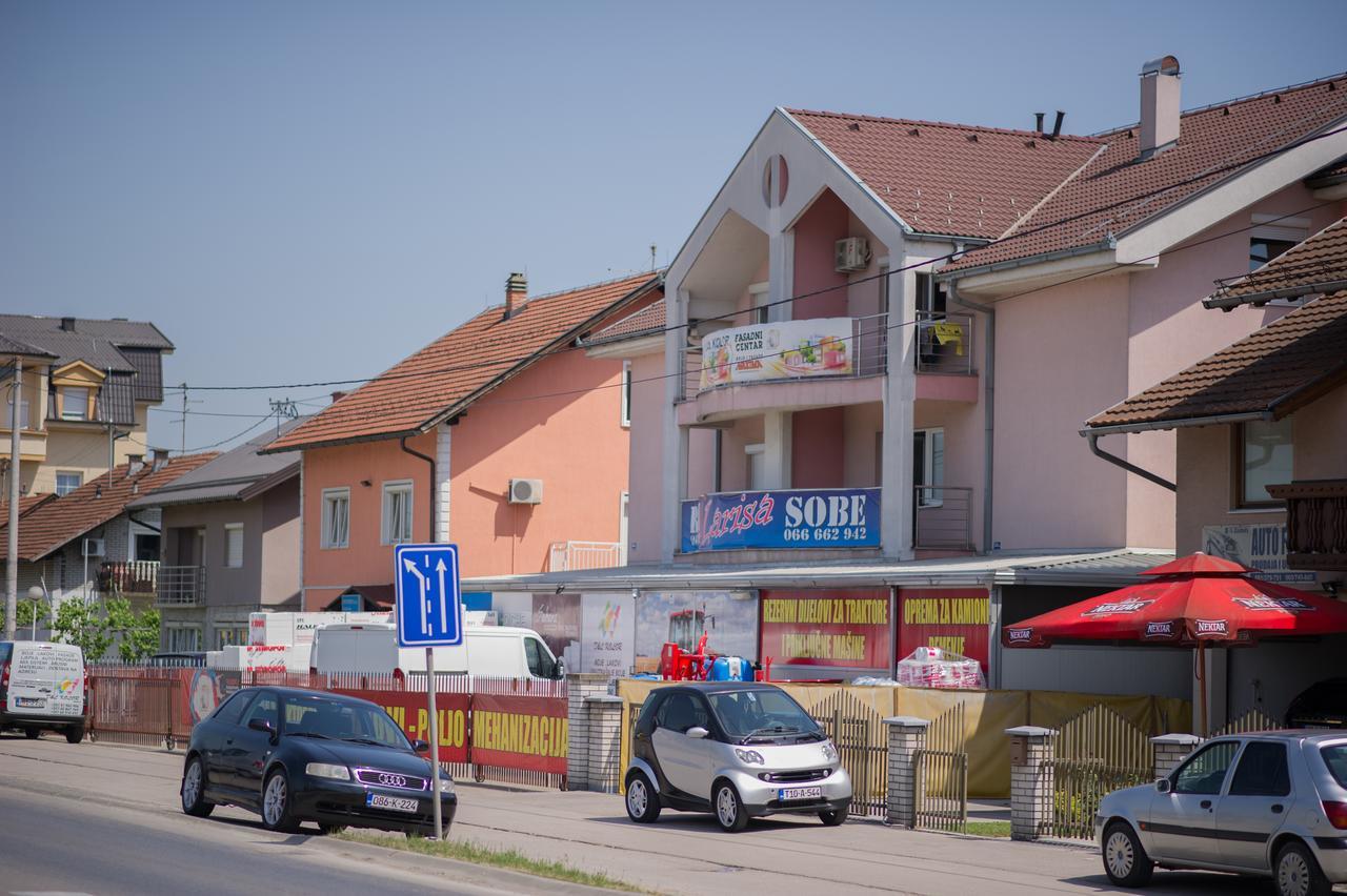 Hostel Larisa Banja Luka Eksteriør bilde